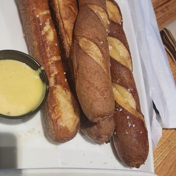 Applebee's Grill + Bar - Brew Pub Pretzles - American Near Me - Georgetown, Texas Applebee's Grill + Bar - Brew Pub Pretzles - American Near Me - Georgetown, Texas