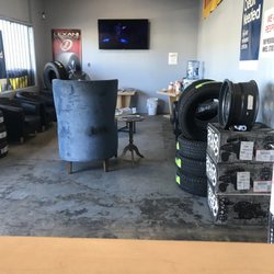La Mesa Tire Company 43 Photos 93 Reviews Tires 6231 University Ave San Diego Ca United States Phone Number Yelp