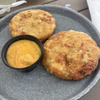 The Getaway - Crab cakes - Burgers Near Me - Saint Petersburg, Florida