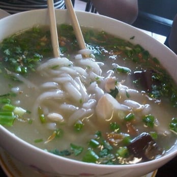 Asian Cafe - Kao Peuk - Thai Near Me - Sacramento, California
