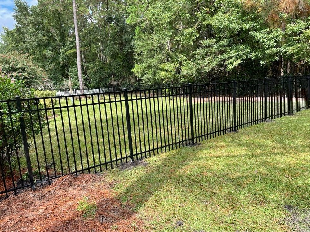 Slide of Everest Construction Services