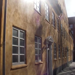 Den gule by