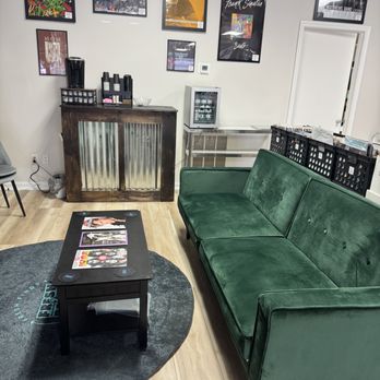 Fresh 2 Retro - Vinyl Records Near Me - Myrtle Beach, South Carolina