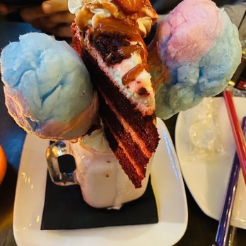 Sugar N Coal - Strawberry Ice Cream N Cake Shake - Hookah Bars Near Me - Rego Park, New York