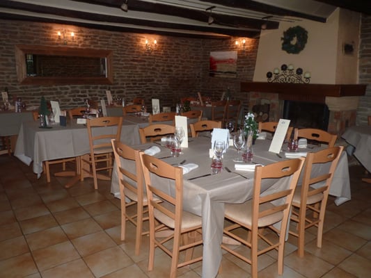Restaurant L'Embellie (à 7 km de Cluny, En Bourgogne) by null