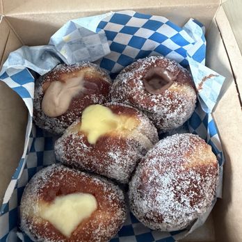 Bun Bandits - Malasadas - Food Trucks Near Me - Portland, Oregon