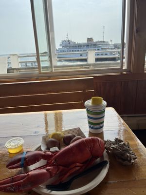 Champlin's Seafood by null