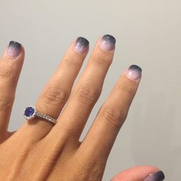 Awesome ombré powder gel manicure. Organic. Won't hurt nails. Awesome ombré powder gel manicure. Organic. Won't hurt nails.