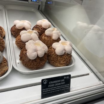 Bibble & Sip - Seasonal Cream Puff - Coffee & Tea Near Me - New York, New York Bibble & Sip - Seasonal Cream Puff - Coffee & Tea Near Me - New York, New York
