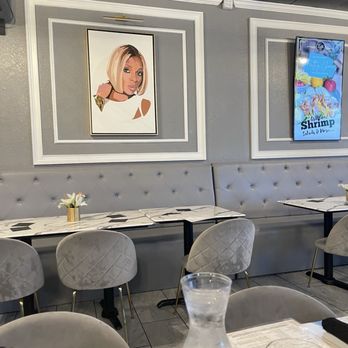 Table 22 - Booth area - Soul Food Near Me - Tampa, Florida Table 22 - Booth area - Soul Food Near Me - Tampa, Florida