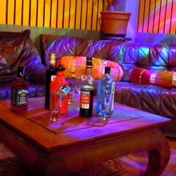Bumsvoll Bar