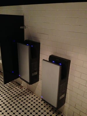 Photo of 33 Taps Hollywood - Los Angeles, CA, US. Paperless! Powerful hand dryers.