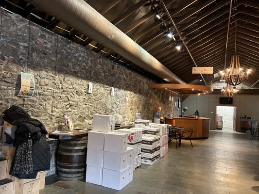 Brotherhood, America's Oldest Winery by null