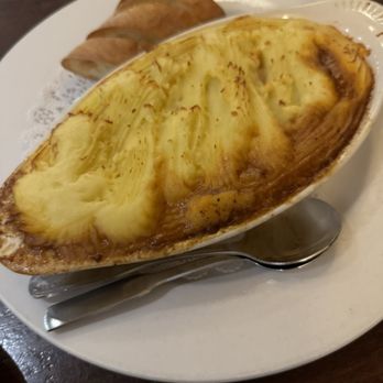 Emmets Irish Pub & Restaurant - Shepard pie - American Near Me - Boston, Massachusetts Emmets Irish Pub & Restaurant - Shepard pie - American Near Me - Boston, Massachusetts