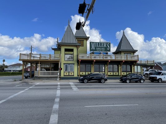 Miller's Seawall Grill by null