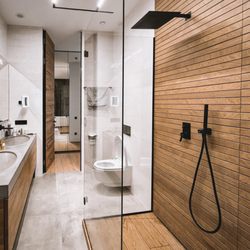 Absolutely beautiful new modern bathroom.