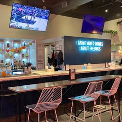 OMG Tacos - Bar area