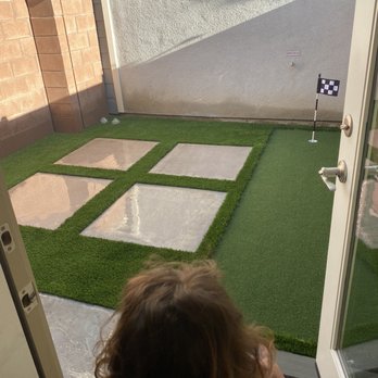 California SynTurf - Back patio with pavers, turf and putting green. - Artificial Turf Near Me California SynTurf - Back patio with pavers, turf and putting green. - Artificial Turf Near Me