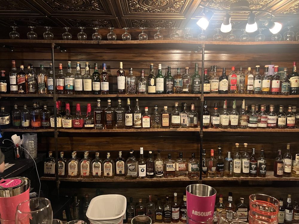 The Renaissance of Tiffin Logo