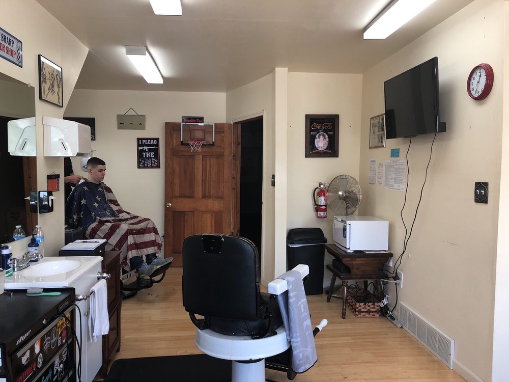STAY SHARP BARBER SHOP Updated September 2024 230 N 15th St