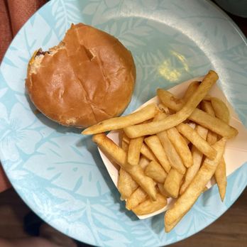 Original Tommy's - California Classic Cheeseburger - Burgers Near Me - Los Angeles, California Original Tommy's - California Classic Cheeseburger - Burgers Near Me - Los Angeles, California