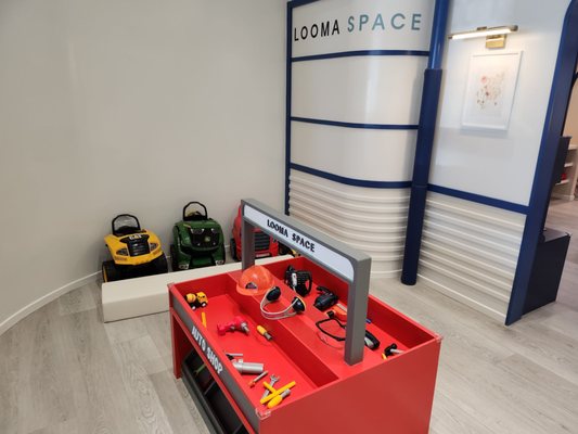 LOOMA SPACE by null