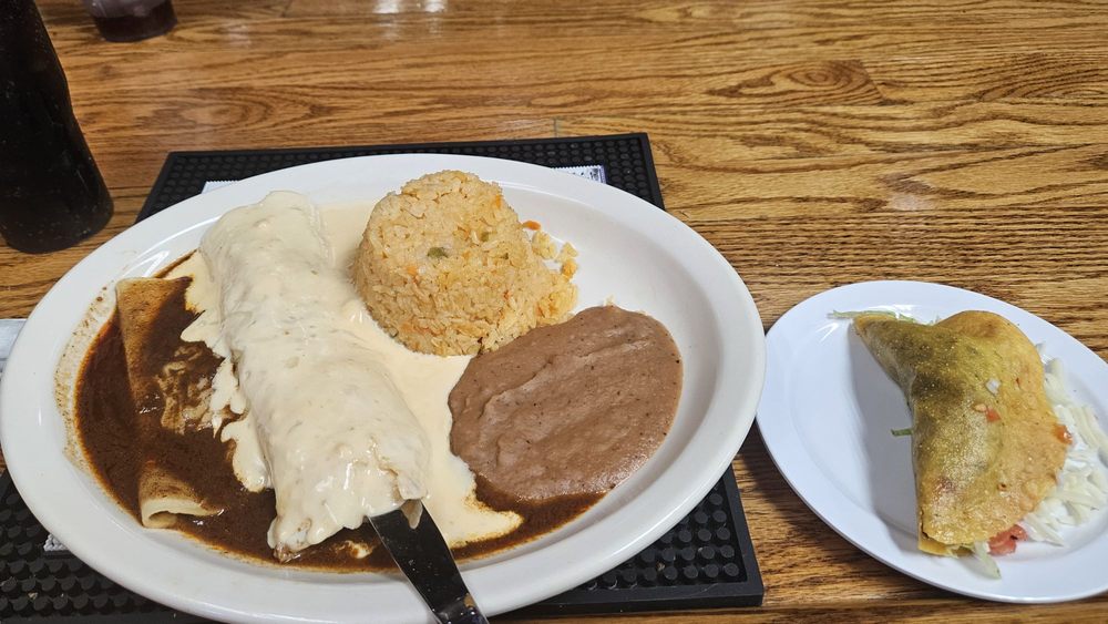 La Bamba Restaurant and Cantina