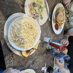 Amore's Grill & Spirits - Fettuccine, salads and burgers oh my