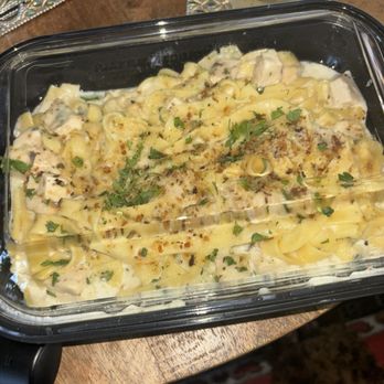 Cane Rosso - Chicken Alfredo - Pizza Near Me - Dallas, Texas