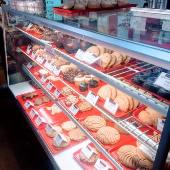 Mr Natural - Vegan Baked Goods! The donuts are amazing! - Vegetarian Near Me - Austin, Texas