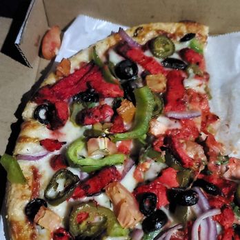 Crown Pizza - Spicy chicken tandoori pizza - Pizza Near Me - Renton, Washington Crown Pizza - Spicy chicken tandoori pizza - Pizza Near Me - Renton, Washington