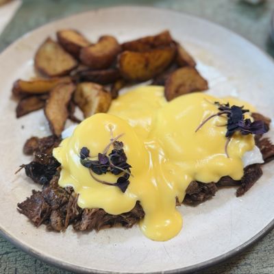 Clear Sky on Cleveland by null