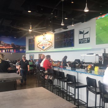 Corner Pub Downtown - Very nice on the inside - Sports Bars Near Me - Nashville, Tennessee