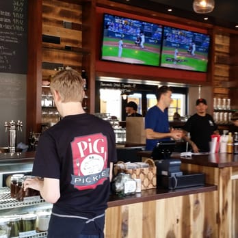 Pig In a Pickle - Great place to watch a game! - Barbeque Near Me - Corte Madera, California