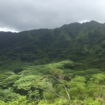 Pu'u Pia Trail - View of the mountains! - Hiking Near Me - Honolulu, Hawaii