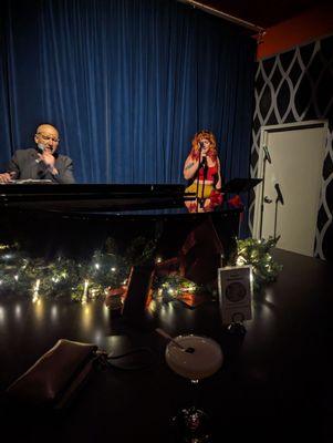 Sid Gold’s Request Room by null