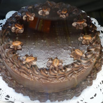 C'est Si Bon Bakery - Cake - Bakeries Near Me - Newport Beach, California C'est Si Bon Bakery - Cake - Bakeries Near Me - Newport Beach, California