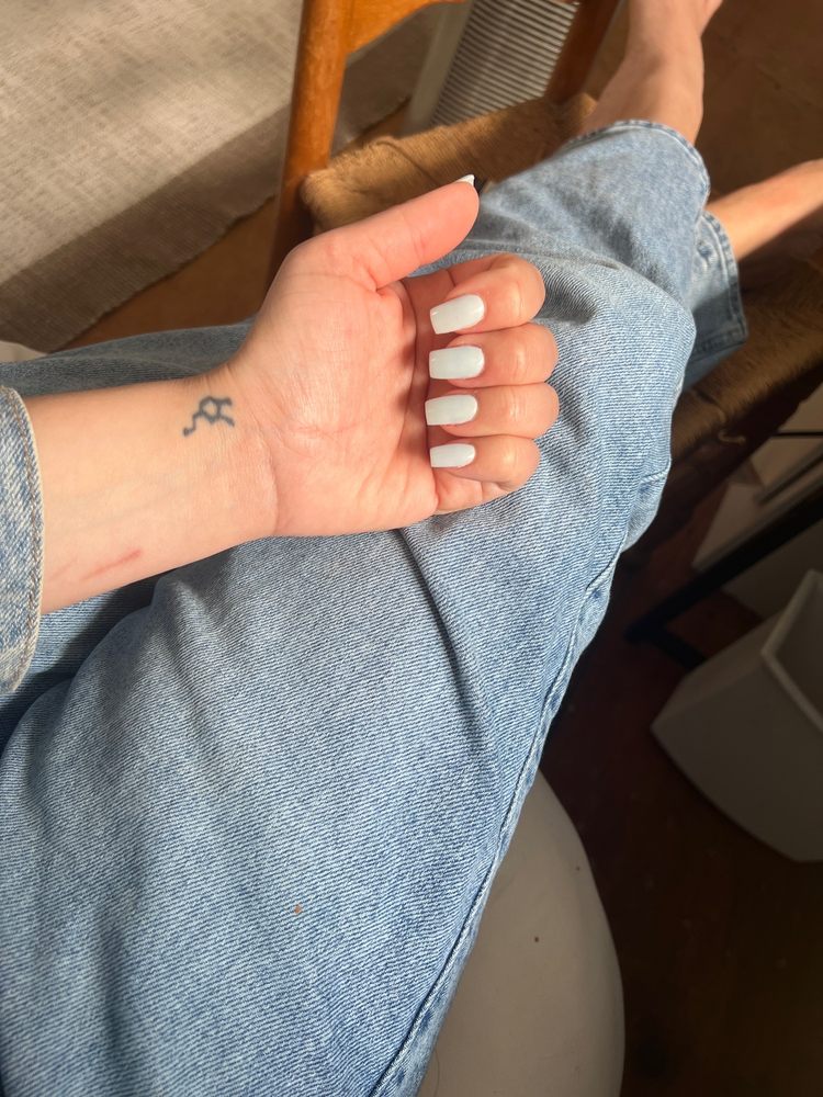 Nail Touch Logo