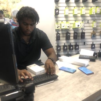 Verizon - OSH is the man!!! excellent rep!!! - Mobile Phones Near Me - Columbus, Ohio Verizon - OSH is the man!!! excellent rep!!! - Mobile Phones Near Me - Columbus, Ohio