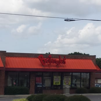 Bojangles - the outside of a restaurant - Southern Near Me - Dunn, North Carolina
