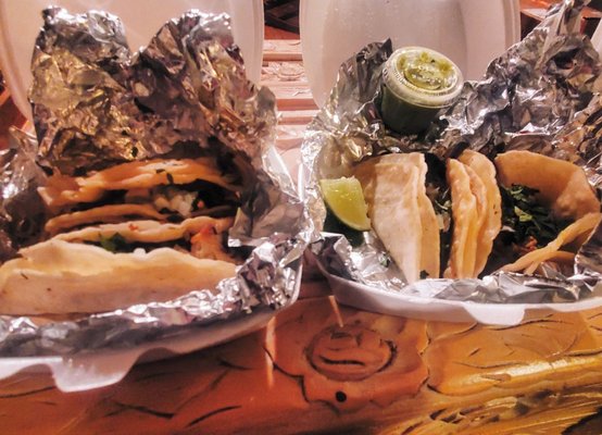 Momma's Tacos by null