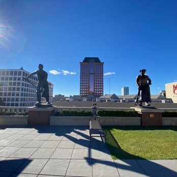 Grohmann Museum - View from the rooftop of MSOE's Grohmann Museum. - Art Museums Near Me - Milwaukee, Wisconsin