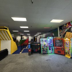 Mr. Putters Miniature Golf - Entrance