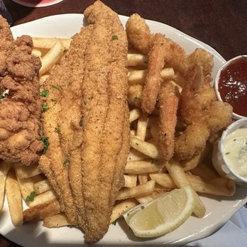 Pappadeaux Seafood Kitchen - Sampler Platter - Cajun/Creole Near Me - Springdale, Ohio Pappadeaux Seafood Kitchen - Sampler Platter - Cajun/Creole Near Me - Springdale, Ohio