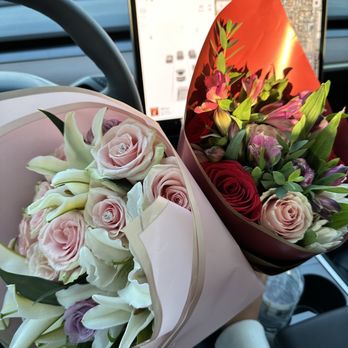 Flower & Blooms - Florists Near Me - La Habra, California