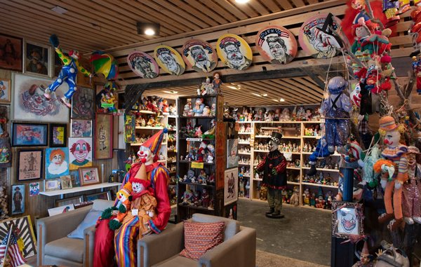 World-Famous The Clown Motel by null