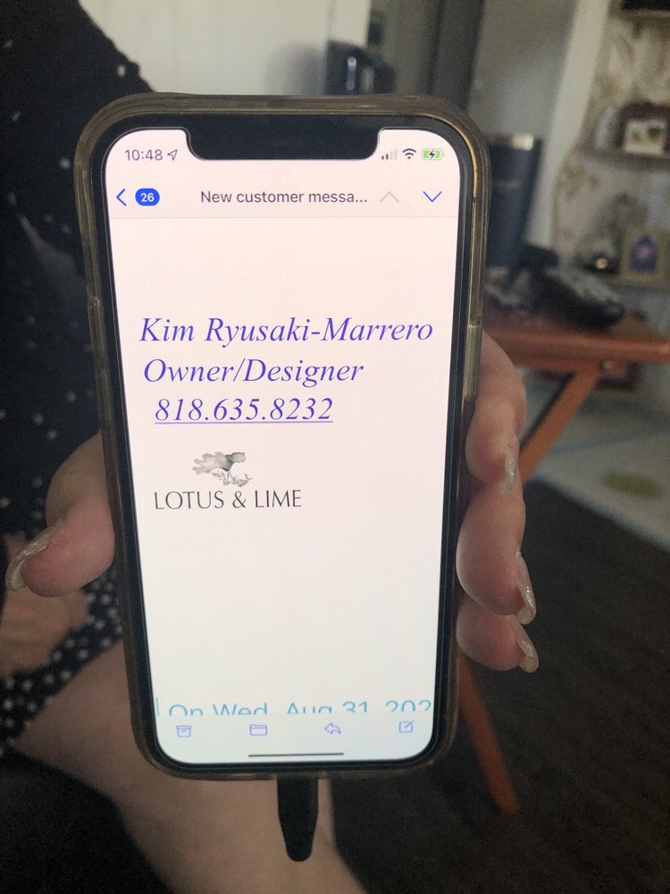 Lotus & Lime Clothing Logo