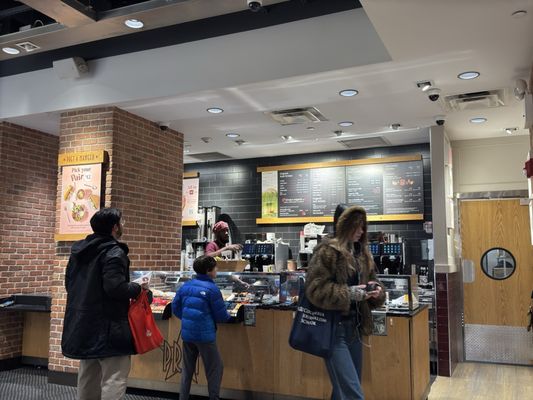 Pret A Manger by null