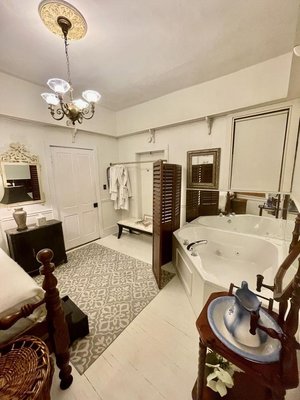 Chesnut Cottage Inn by null