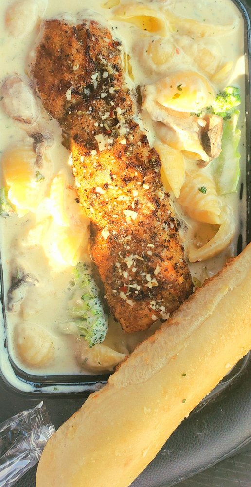 DOMINIC’S CASUAL ITALIAN EXPRESS Updated October 2024 31 Photos